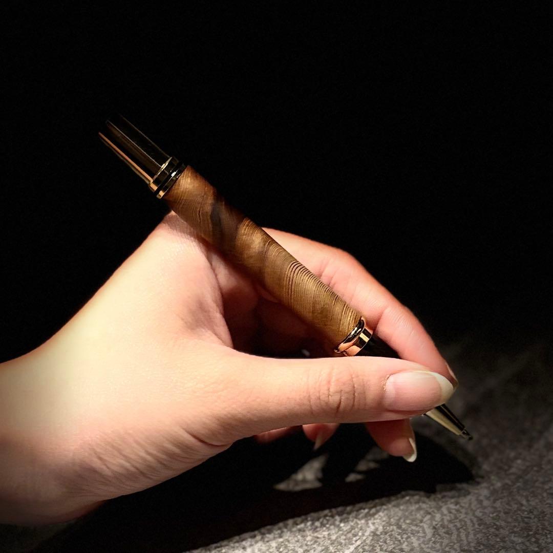 SALE 屋久杉（瘤.コブ）超貴重ボールペン。