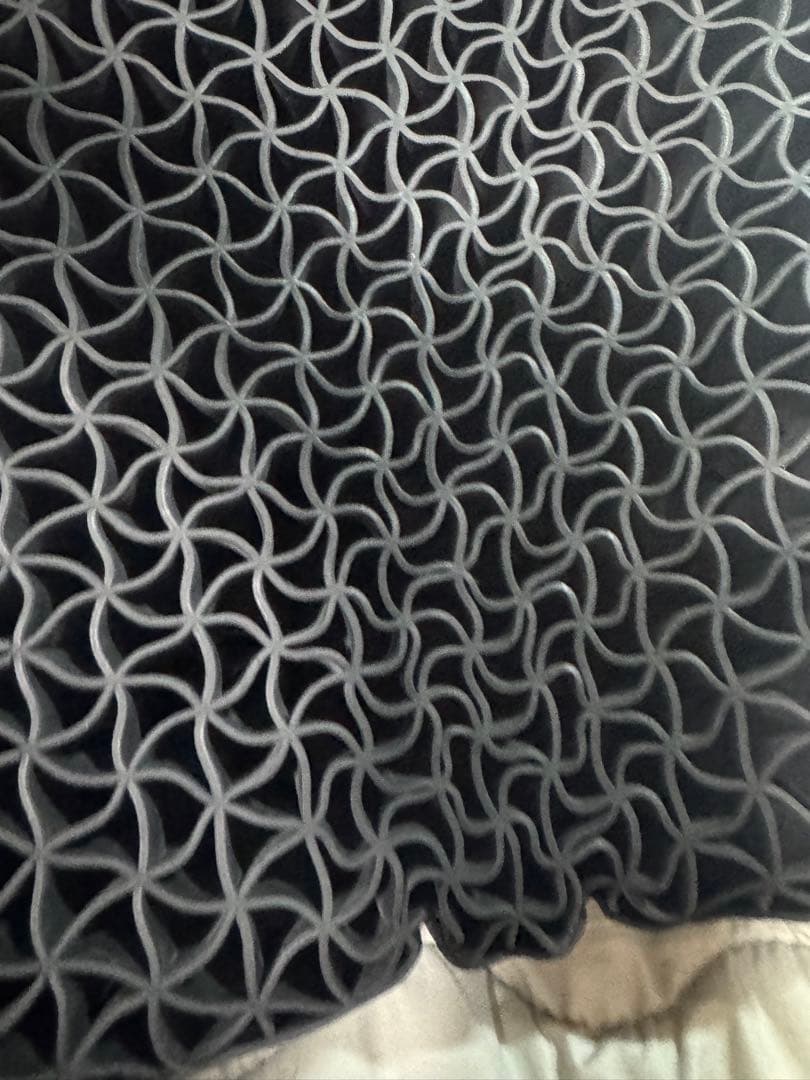 ひつじのいらない枕　極柔ブラックレーベル　最上級モデル カバー付