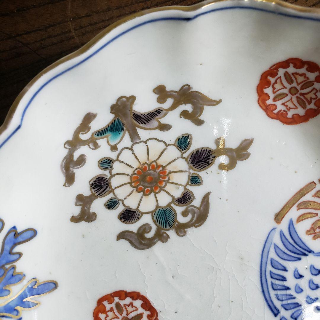 皿 色絵 金彩 牡丹唐草 鶴丸文 二重角富 宝尽くし 桐文花弁縁 古伊万里 ロ号