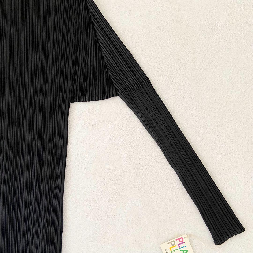 未使用タグ付き　PLEATS PLEASE イッセイミヤケ　タートルネック