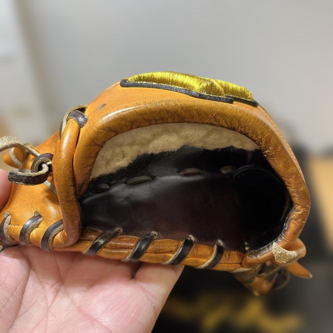 ミズノプロ　硬式内野用グラブ　HAGA