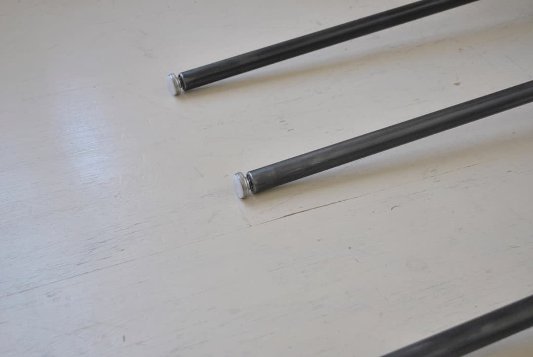 テーブル用鉄脚　4本セット　外径21mm 　高さ67cm  DIYパーツ