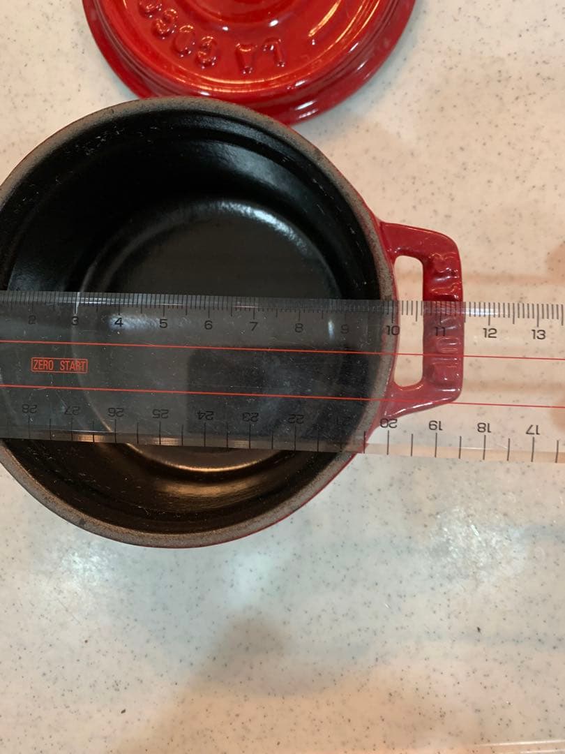 ストウブ　ピコココット ラウンド　10cm チェリー