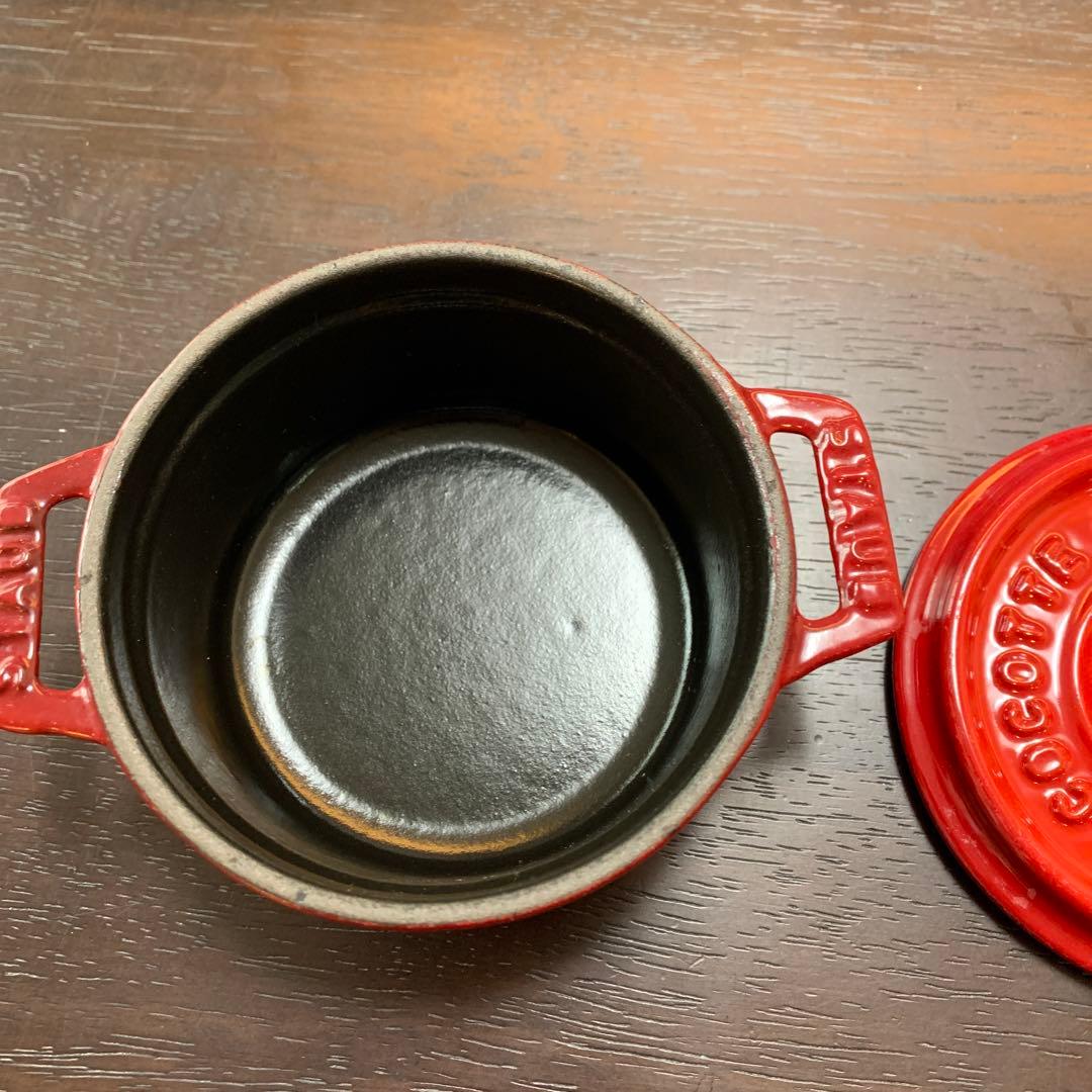 ストウブ　ピコココット ラウンド　10cm チェリー