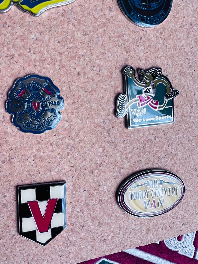 VANJACKET pin badgeコレクションはセット台紙付き新品